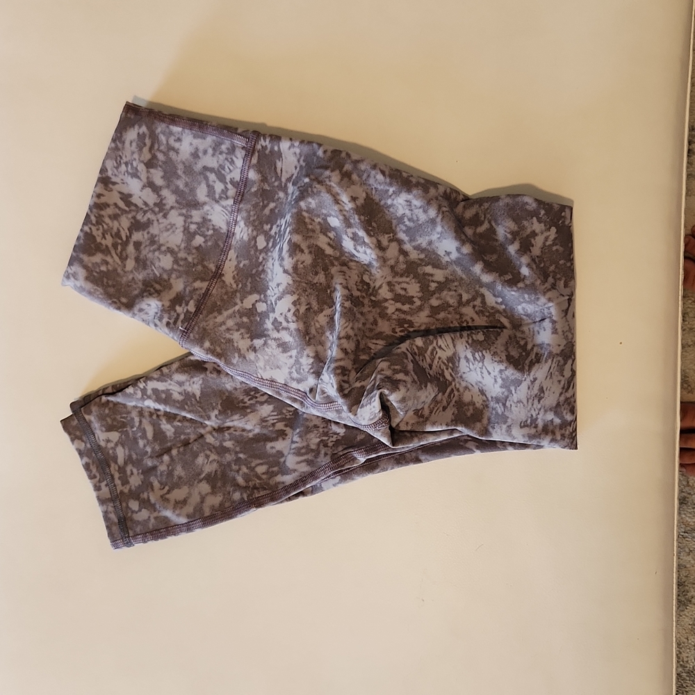 Lululemon Wunder Train 23" Legging